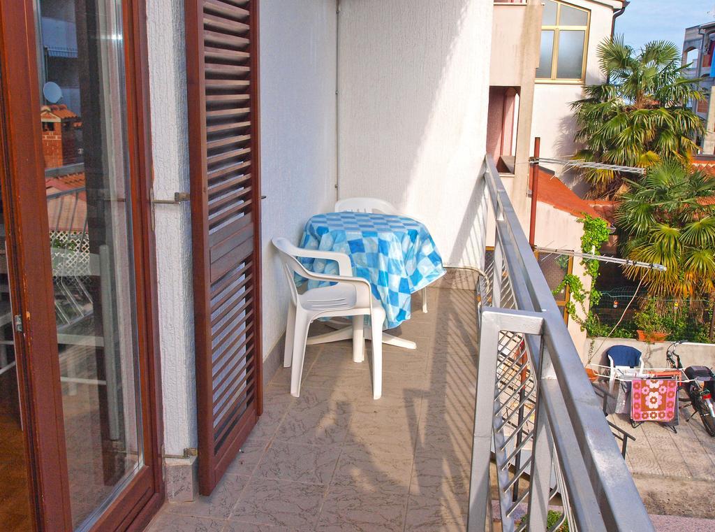 Apartments Dubravka 1315 Врсар Экстерьер фото